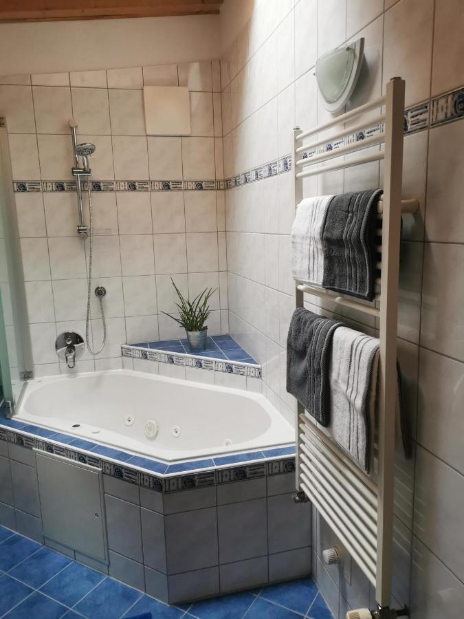 Ferienwohnung Christina Ried im Zillertal Exterior foto